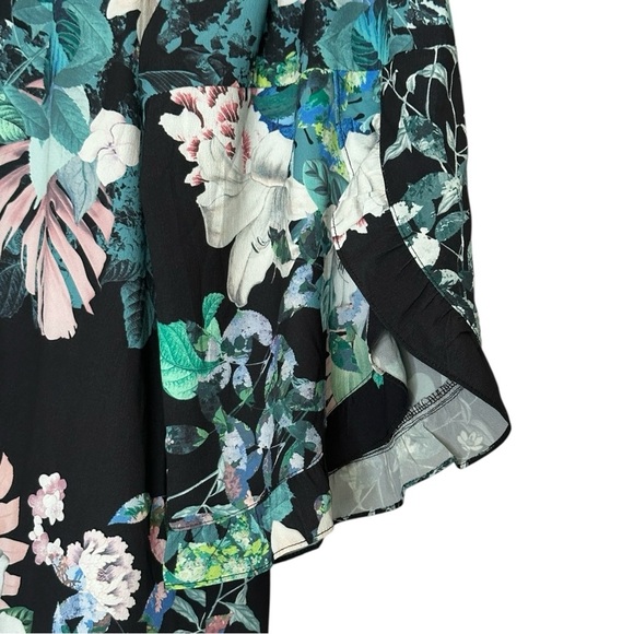 City Chic Off Shoulder Floral Blouse Top Black XL (US 22) Plus Ruffle Sleeve NWT - Picture 3 of 9